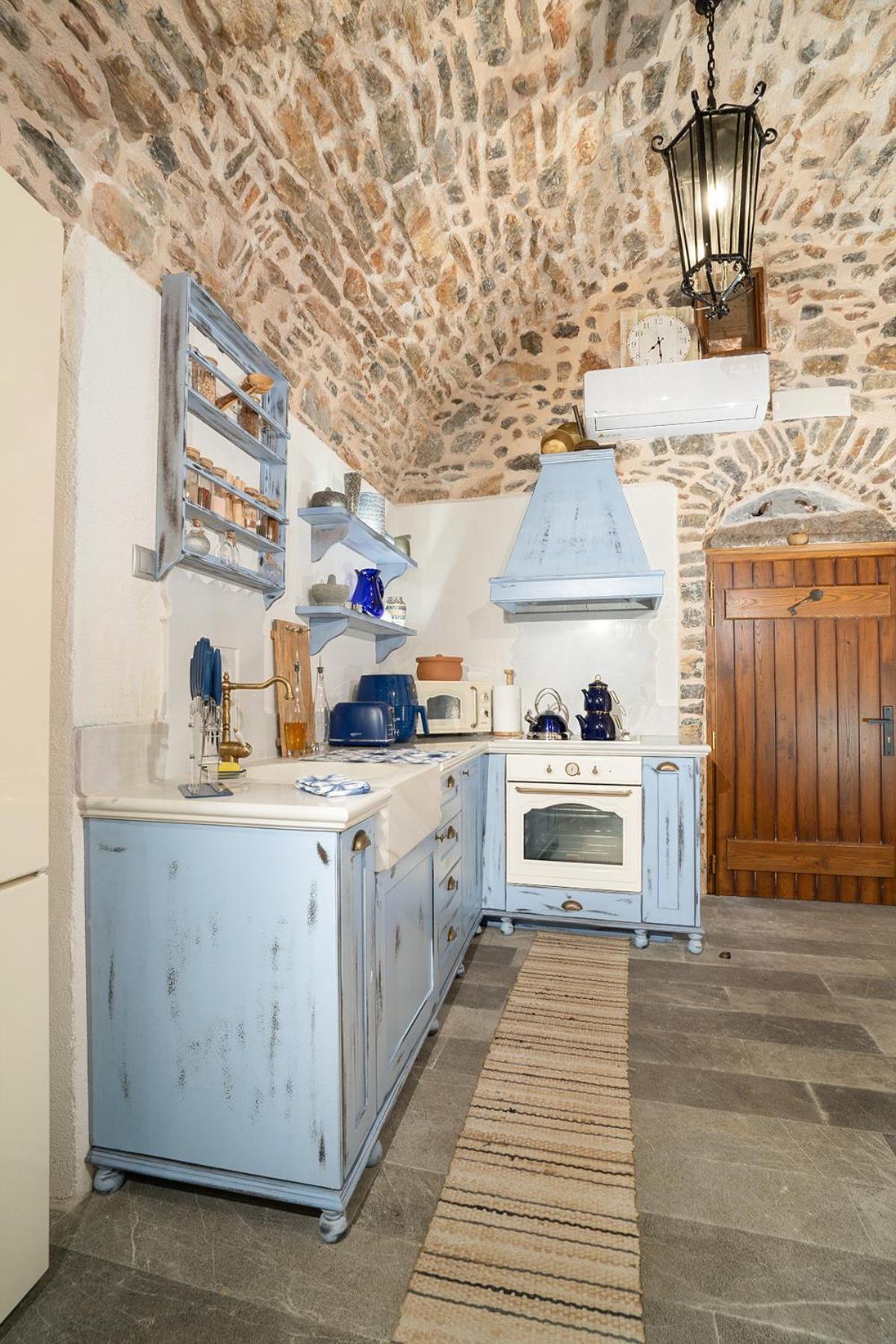 Byzantine Home In The Castle Mesta Exterior photo