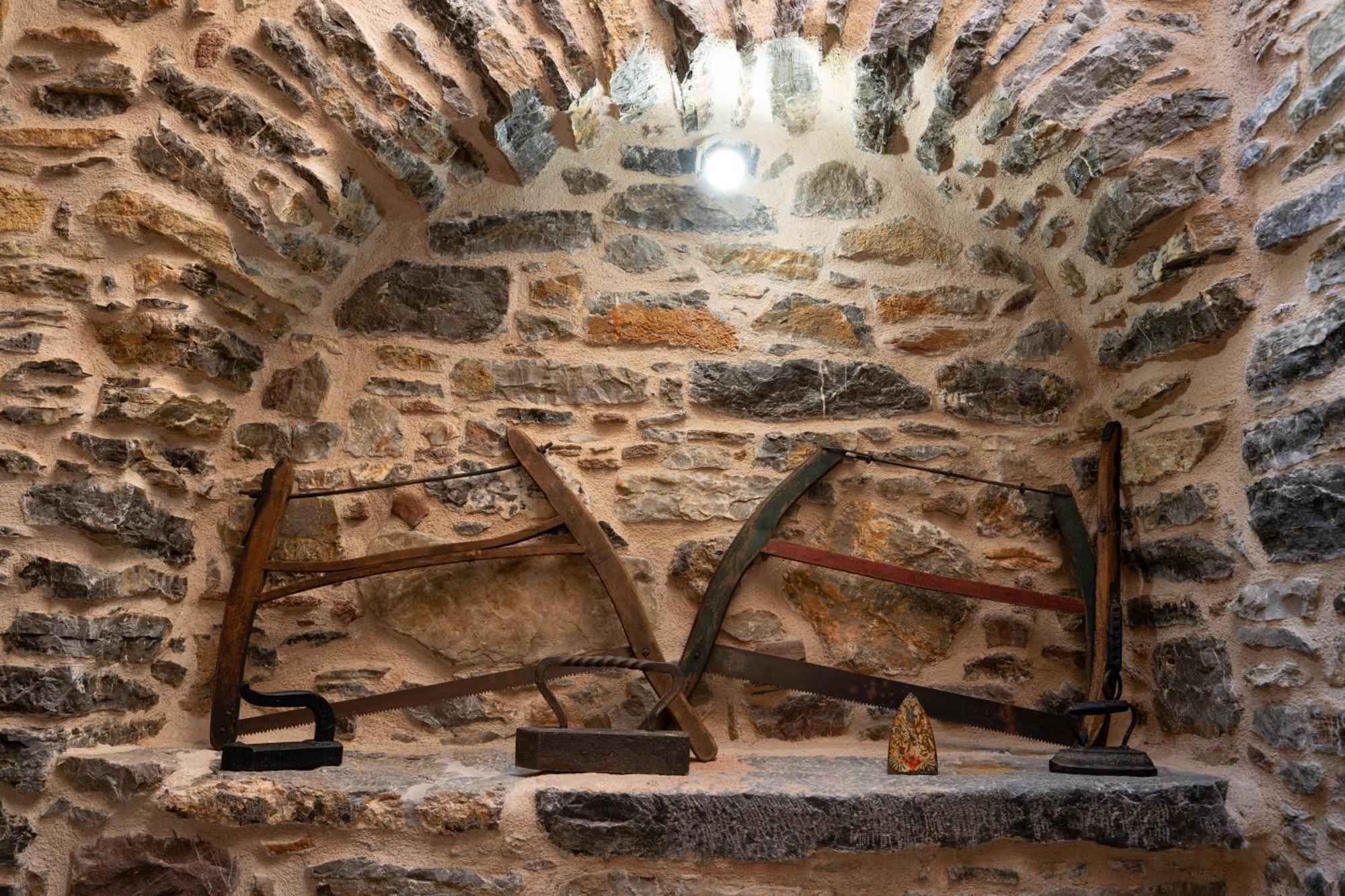 Byzantine Home In The Castle Mesta Exterior photo