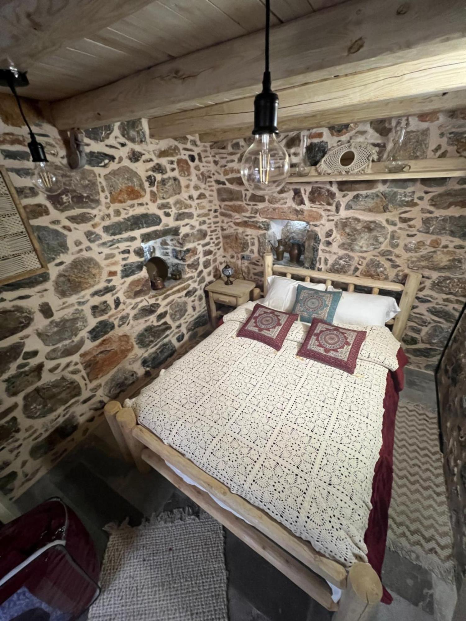 Byzantine Home In The Castle Mesta Exterior photo